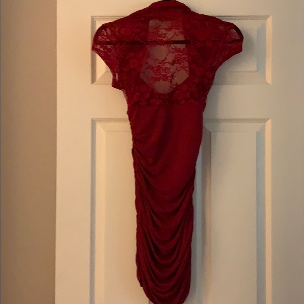 Red mystic scrunched dress size sm